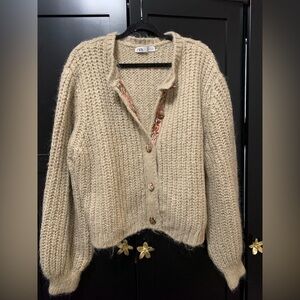 Zara Large Button-Up Cardigan Scandi girl sweater Weather neutral knits